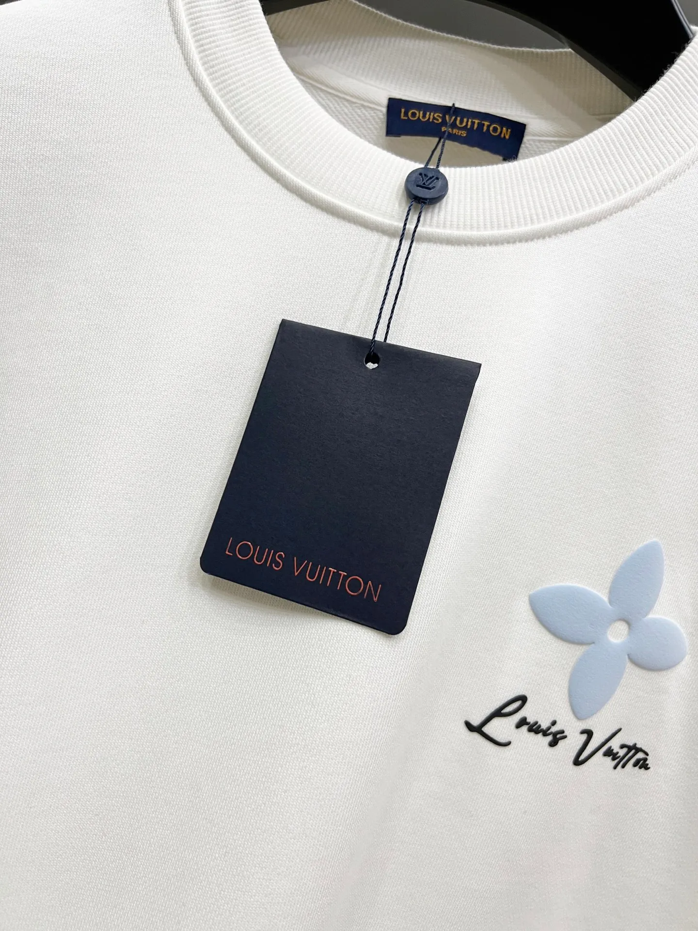 🅿️260 1v Louis* 2025 Autumn and Winter New Style Customized Double Yarn Fabric Round Neck Long Sleeve Sweater Classic Large Flower Foaming Technology Design High-End Version! The same loose version for men and women S M L XL XXL five sizes color black white